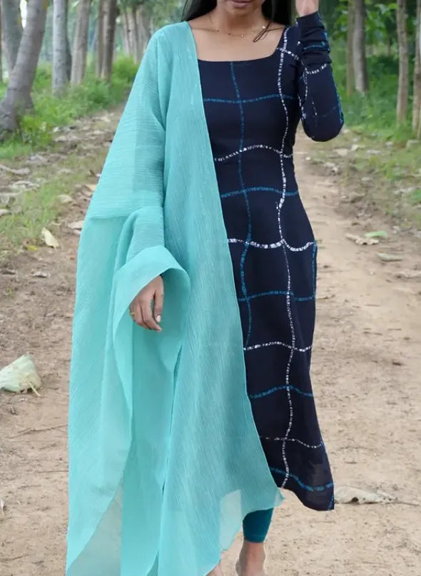 Maxis