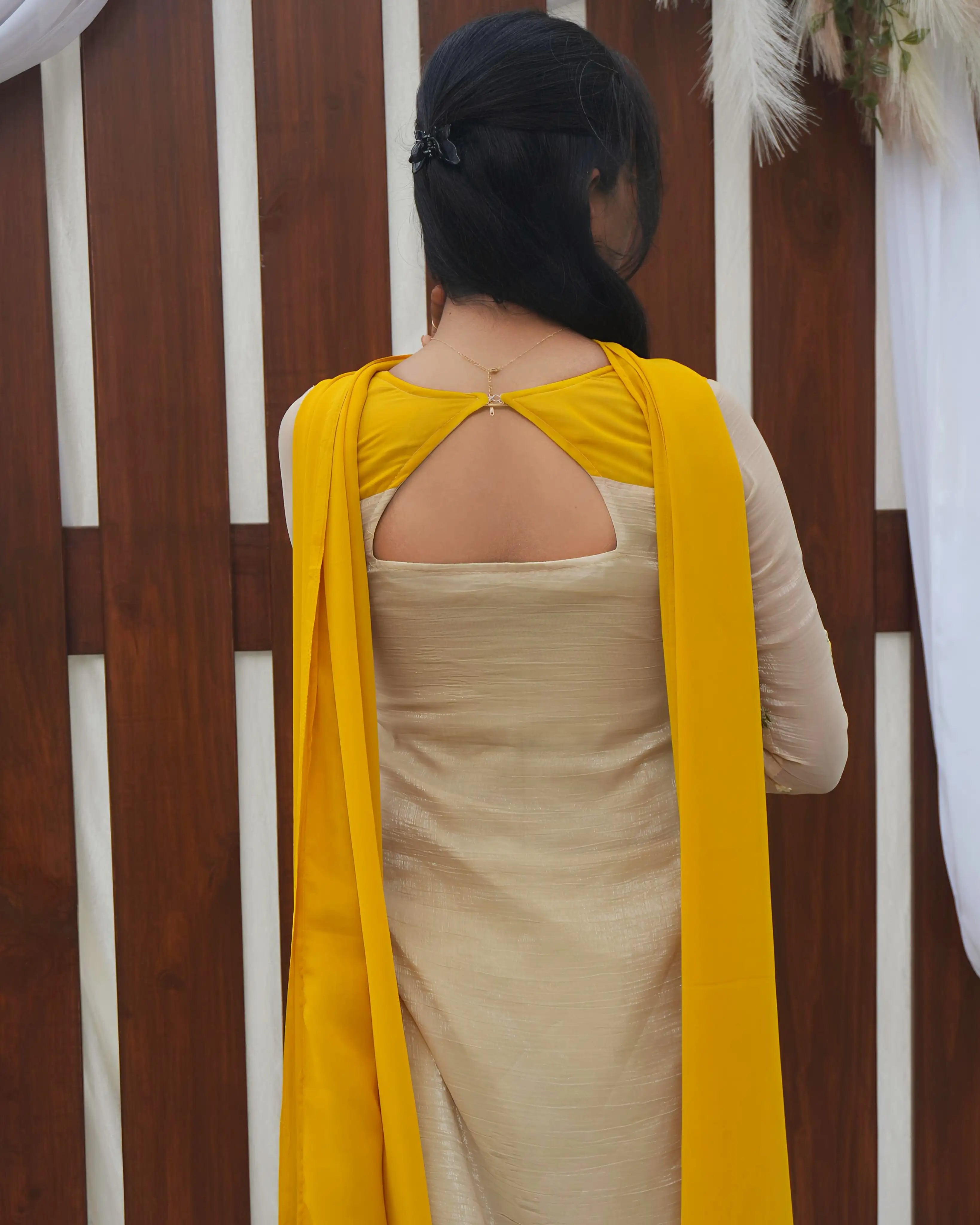 Beige Daisy - LD254