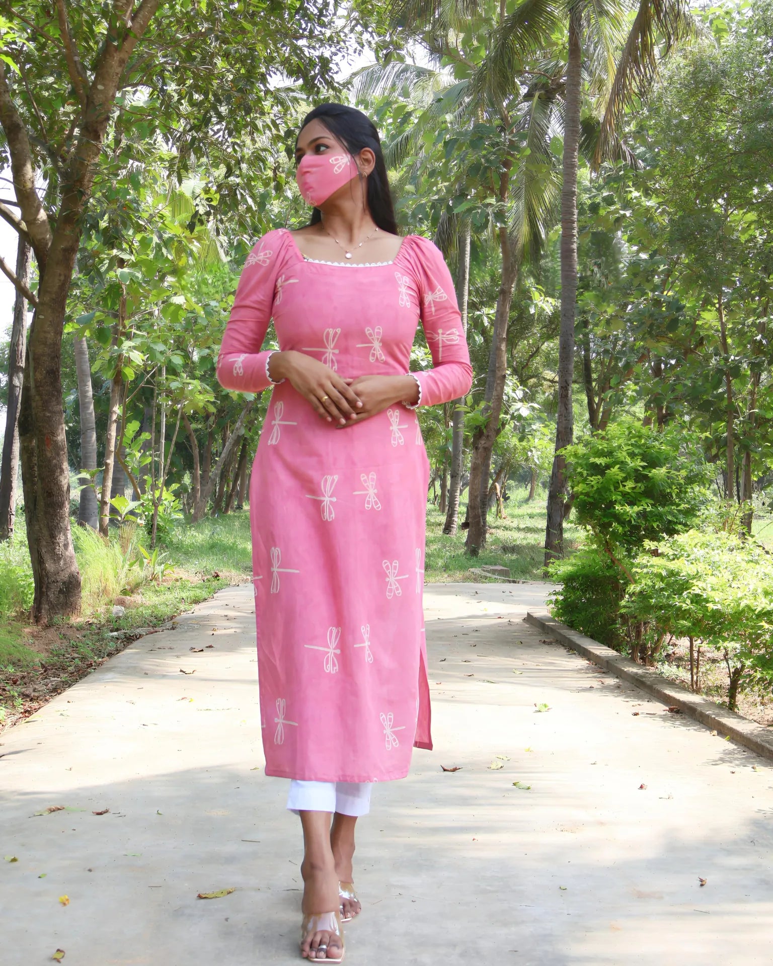 Pink Flutter - LD208