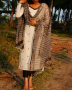 White Whisper Kota Ensemble - LD230