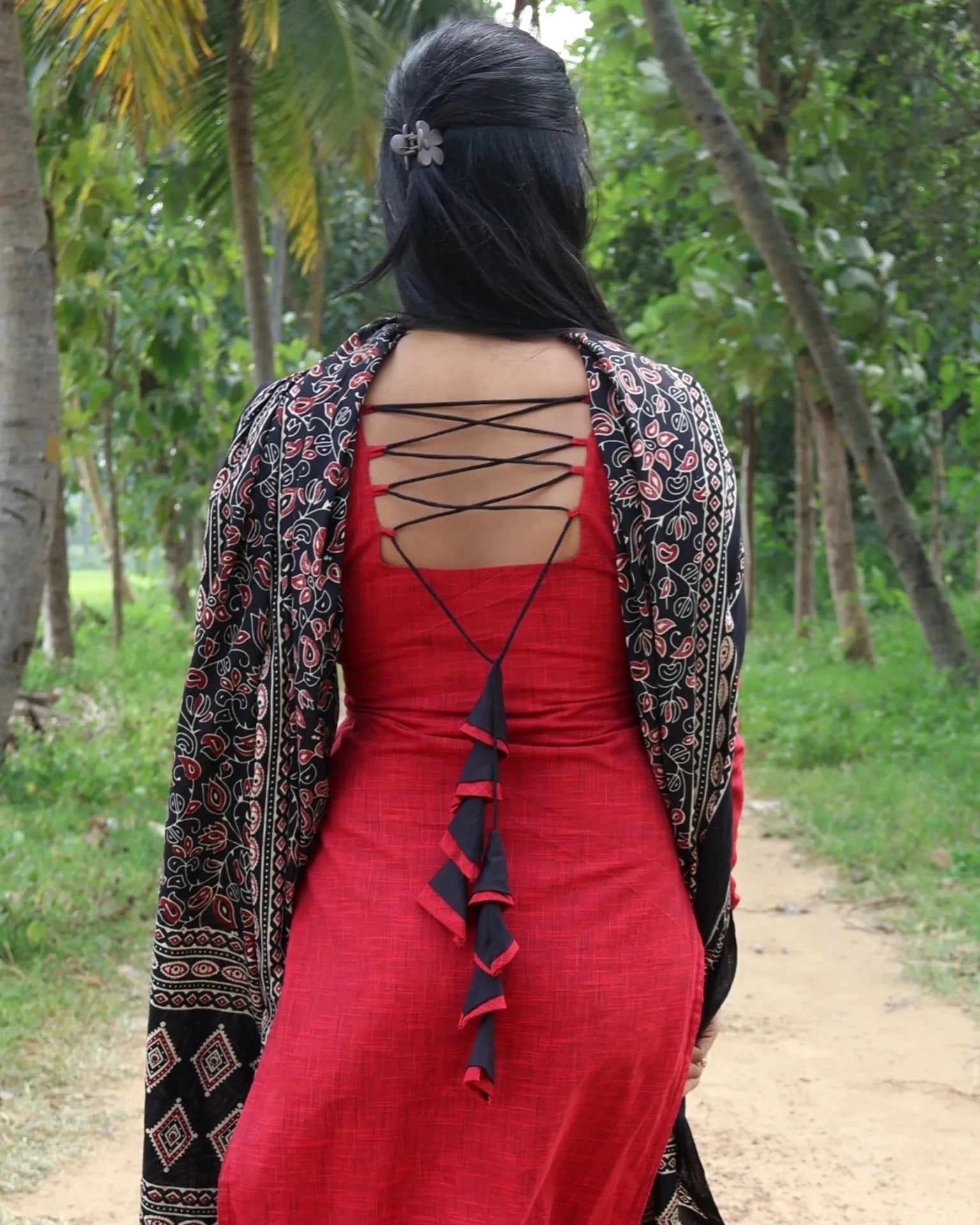 Red Charm - LD209