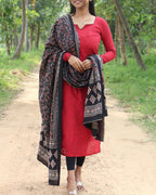 Red Charm - LD209
