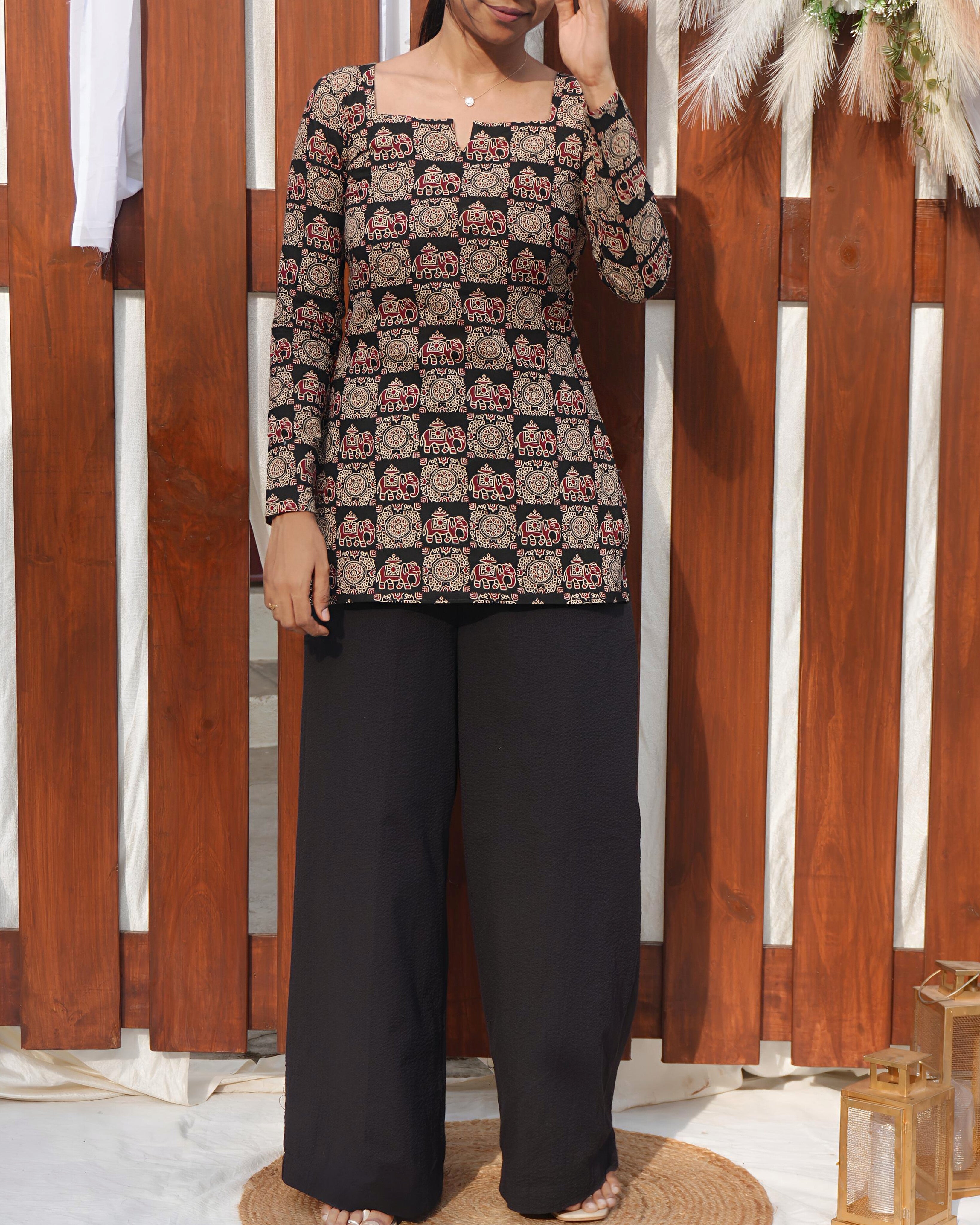 Black Kutchi Charm - LD247